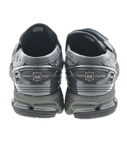 New Balance รองเท้าผ้าใบ