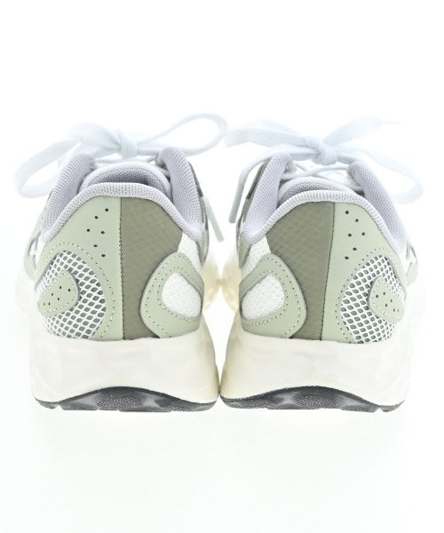 New Balance รองเท้าผ้าใบ