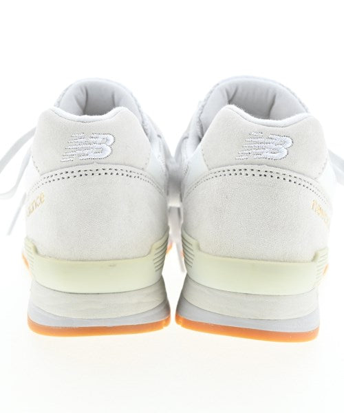 New Balance รองเท้าผ้าใบ