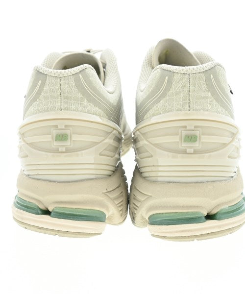 New Balance รองเท้าผ้าใบ