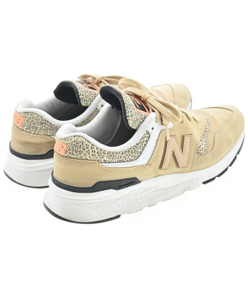 New Balance รองเท้าผ้าใบ