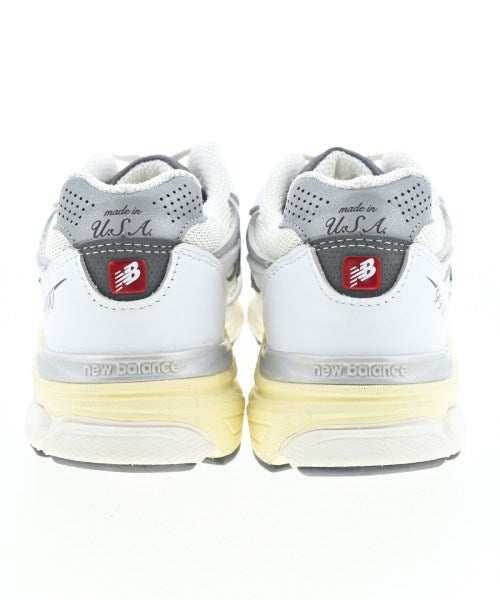 New Balance รองเท้าผ้าใบ
