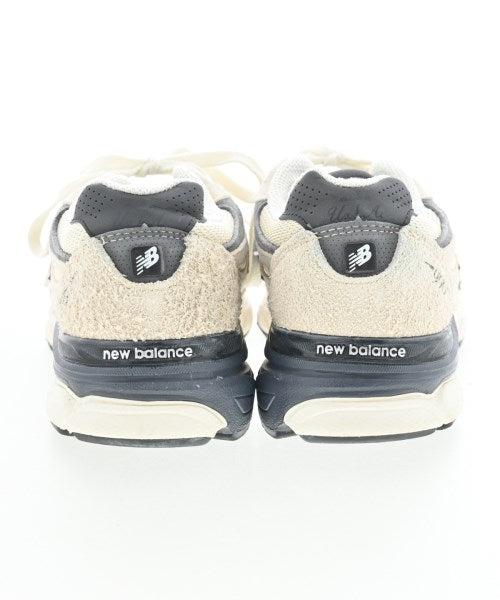 New Balance รองเท้าผ้าใบ