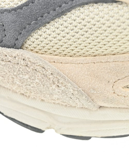 New Balance รองเท้าผ้าใบ