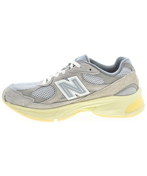 New Balance รองเท้าผ้าใบ