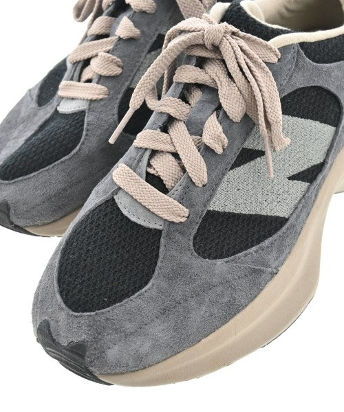 New Balance รองเท้าผ้าใบ