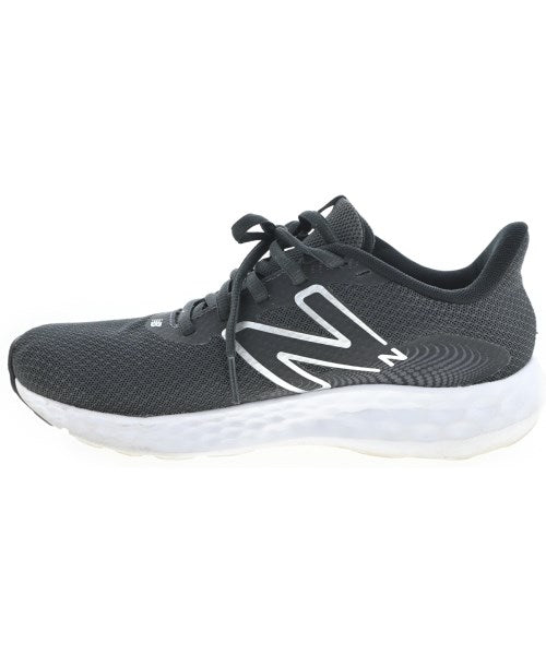 New Balance รองเท้าผ้าใบ