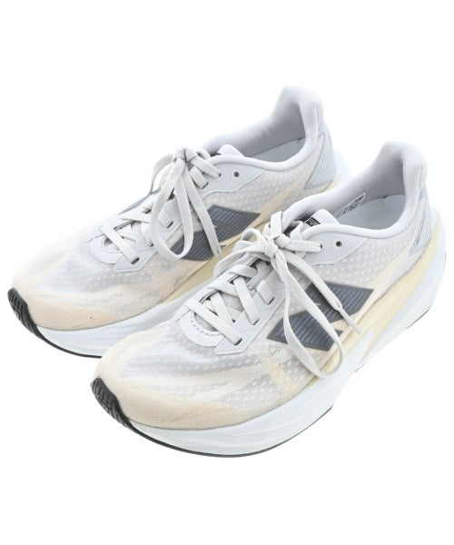 New Balance รองเท้าผ้าใบ