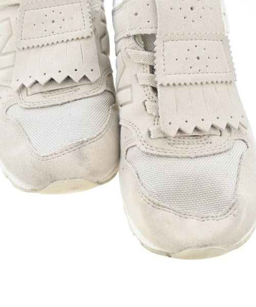 New Balance รองเท้าผ้าใบ