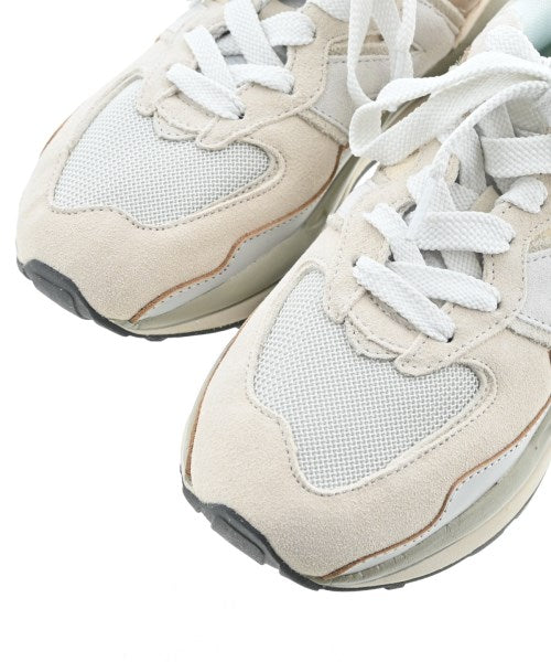 New Balance รองเท้าผ้าใบ