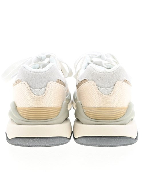 New Balance รองเท้าผ้าใบ