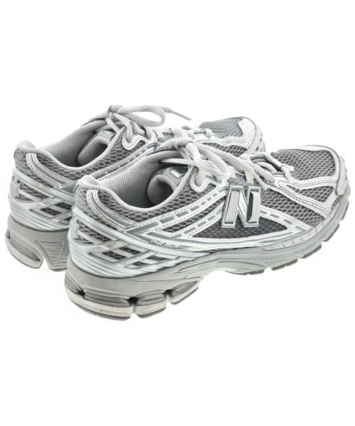 New Balance รองเท้าผ้าใบ