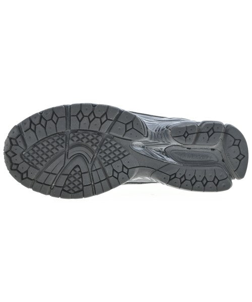 New Balance รองเท้าผ้าใบ