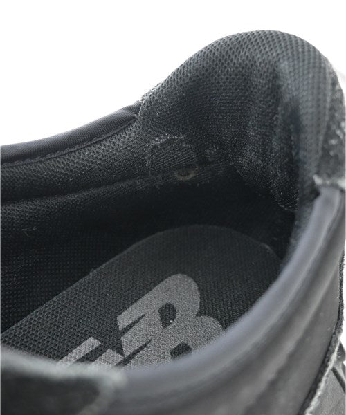 New Balance รองเท้าผ้าใบ