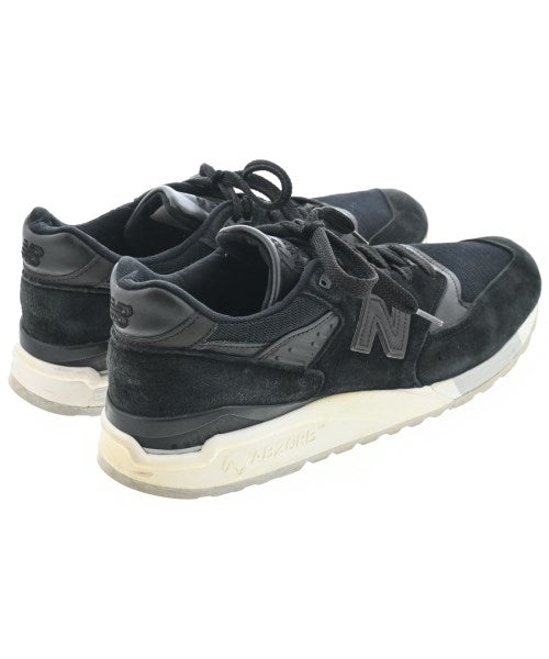 New Balance รองเท้าผ้าใบ