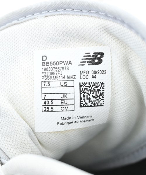 New Balance รองเท้าผ้าใบ