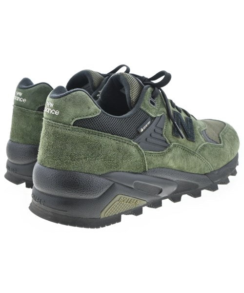 New Balance รองเท้าผ้าใบ