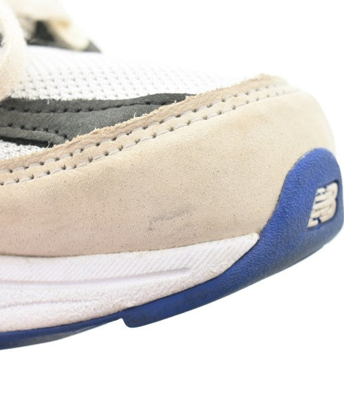 New Balance รองเท้าผ้าใบ