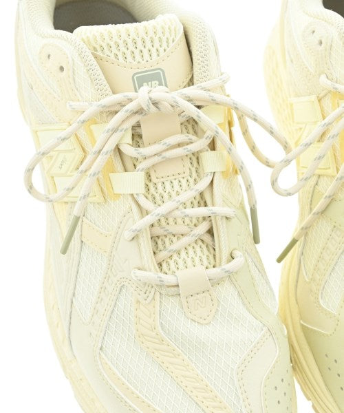New Balance รองเท้าผ้าใบ
