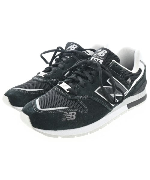 New Balance รองเท้าผ้าใบ