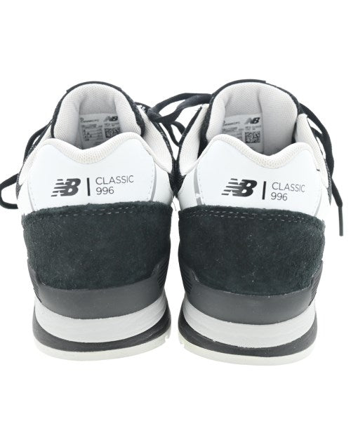 New Balance รองเท้าผ้าใบ