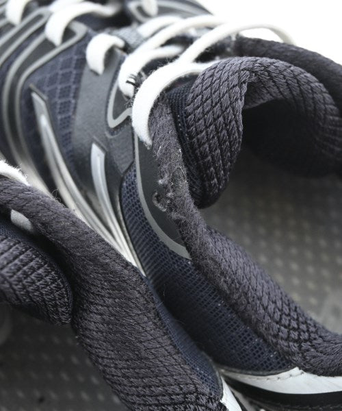 New Balance รองเท้าผ้าใบ