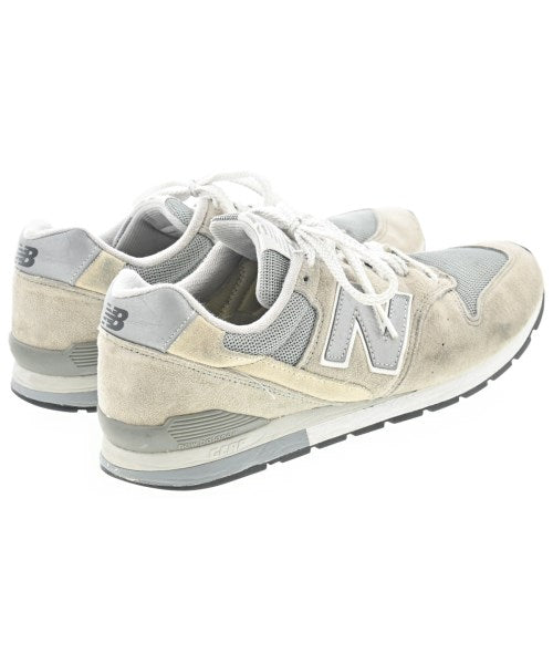 New Balance รองเท้าผ้าใบ