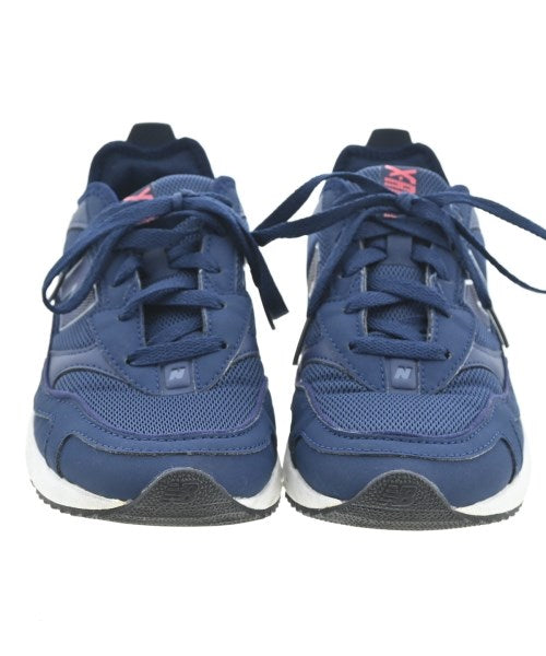 New Balance รองเท้าผ้าใบ