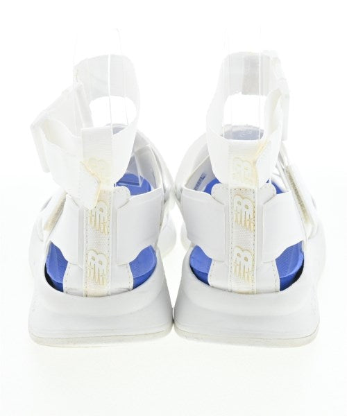 New Balance รองเท้าผ้าใบ