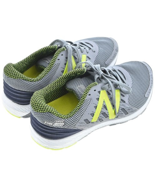 New Balance รองเท้าผ้าใบ