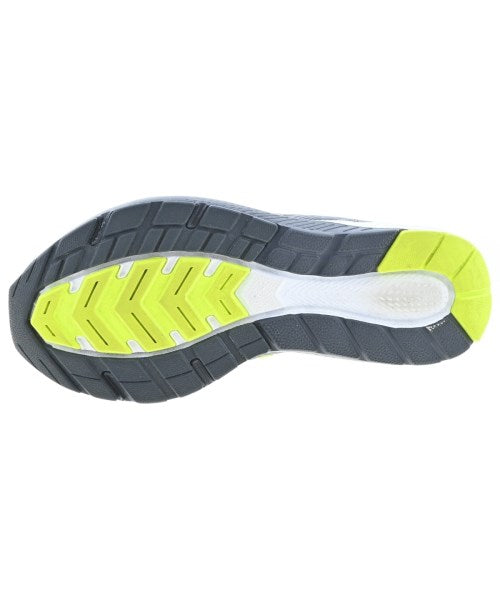 New Balance รองเท้าผ้าใบ