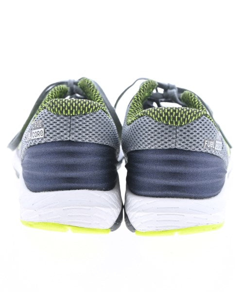 New Balance รองเท้าผ้าใบ