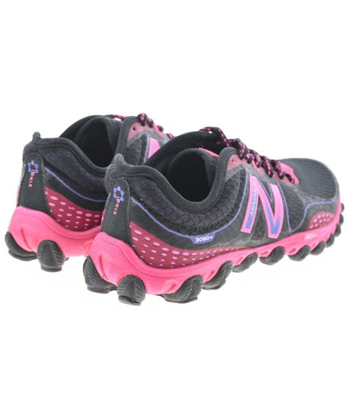 New Balance รองเท้าผ้าใบ