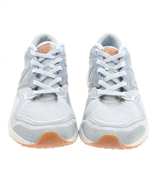 New Balance รองเท้าผ้าใบ