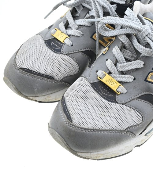 New Balance รองเท้าผ้าใบ