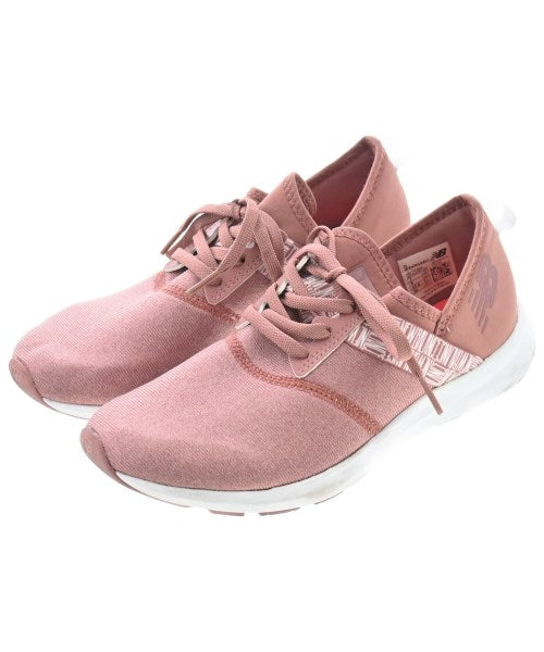 New Balance รองเท้าผ้าใบ