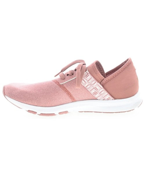 New Balance รองเท้าผ้าใบ