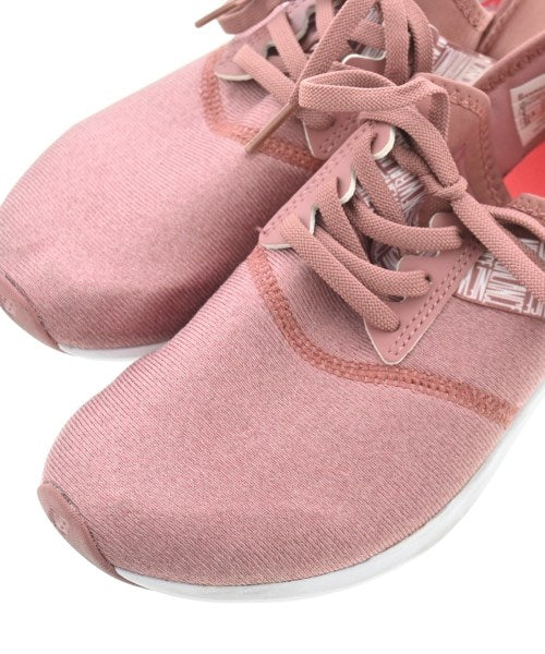 New Balance รองเท้าผ้าใบ