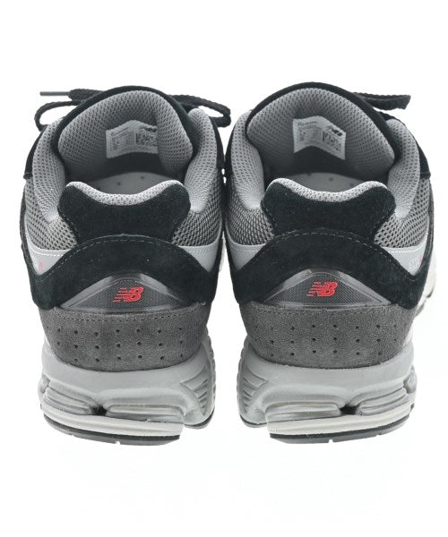 New Balance รองเท้าผ้าใบ