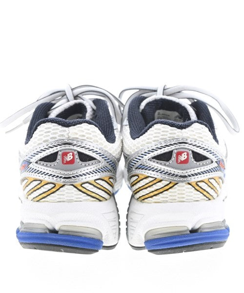 New Balance รองเท้าผ้าใบ
