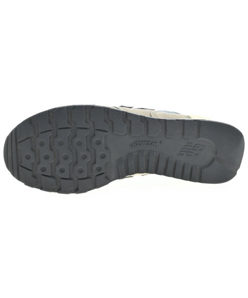 New Balance รองเท้าผ้าใบ