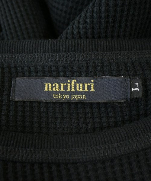 NARIFURI เสื้อยืด/เสื้อท็อปส์