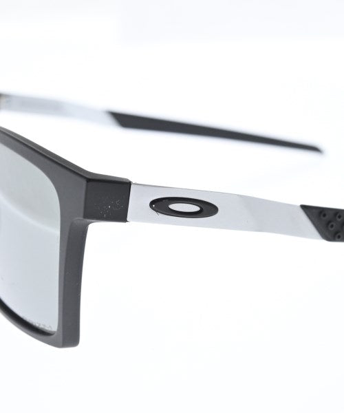 OAKLEY แว่นกันแดด