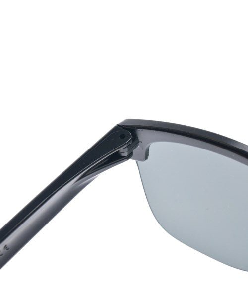 OAKLEY แว่นกันแดด