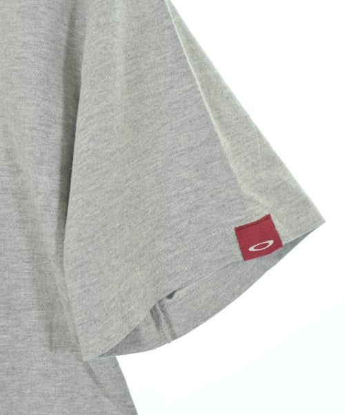 OAKLEY เสื้อยืด/เสื้อท็อปส์