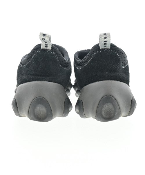 OAKLEY รองเท้าผ้าใบ