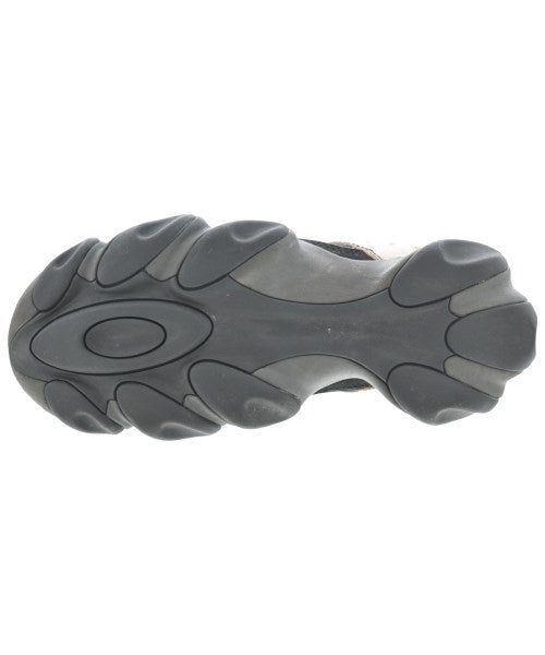OAKLEY รองเท้าผ้าใบ