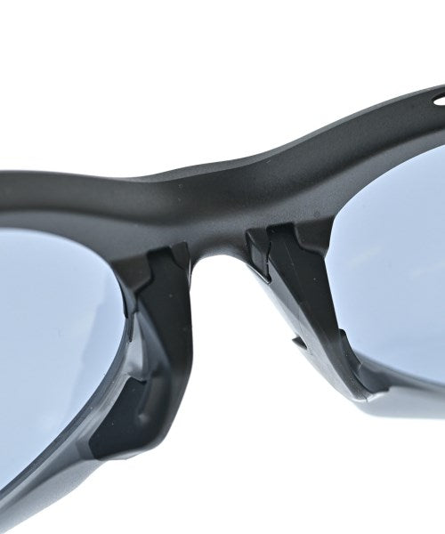 OAKLEY แว่นกันแดด