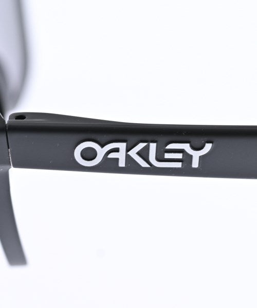OAKLEY แว่นกันแดด