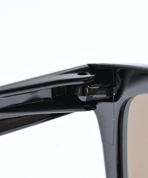 OAKLEY แว่นกันแดด